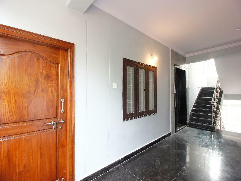 Oyo Silverkey 74581 Nallagandla Hotel Hyderabad Exterior foto
