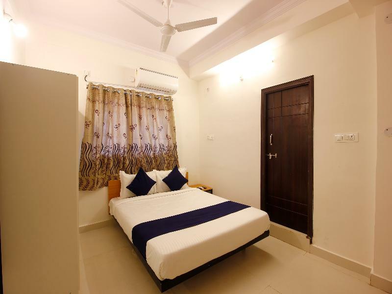 Oyo Silverkey 74581 Nallagandla Hotel Hyderabad Exterior foto