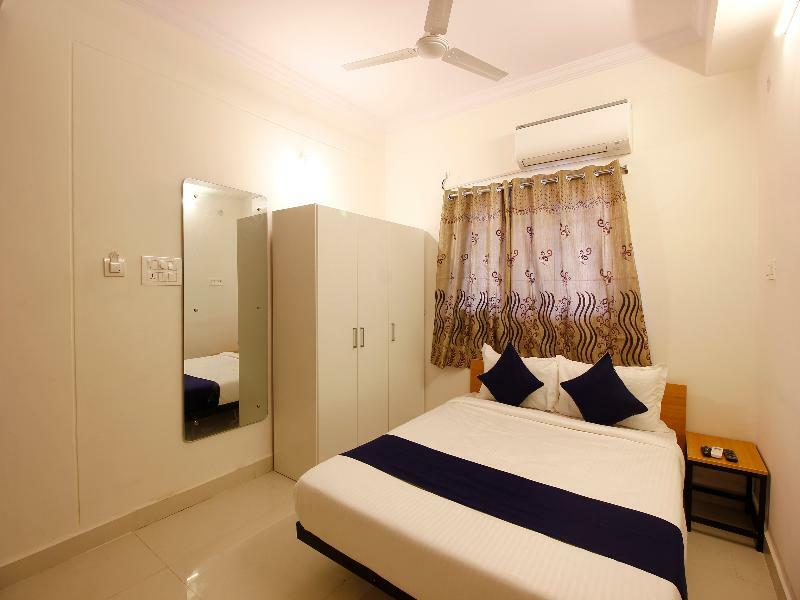 Oyo Silverkey 74581 Nallagandla Hotel Hyderabad Exterior foto