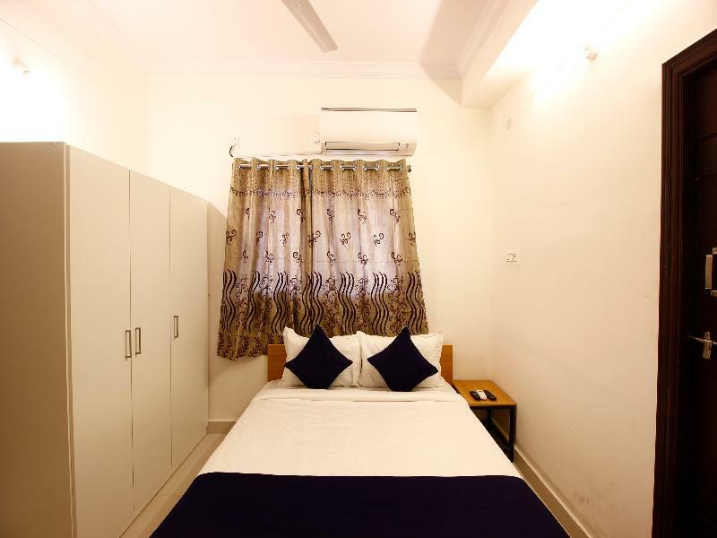 Oyo Silverkey 74581 Nallagandla Hotel Hyderabad Exterior foto
